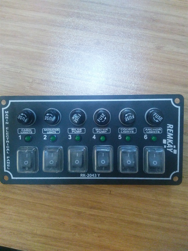 RK-2043Y SİGORTA PANEL 6 Lİ YAN SİYAH